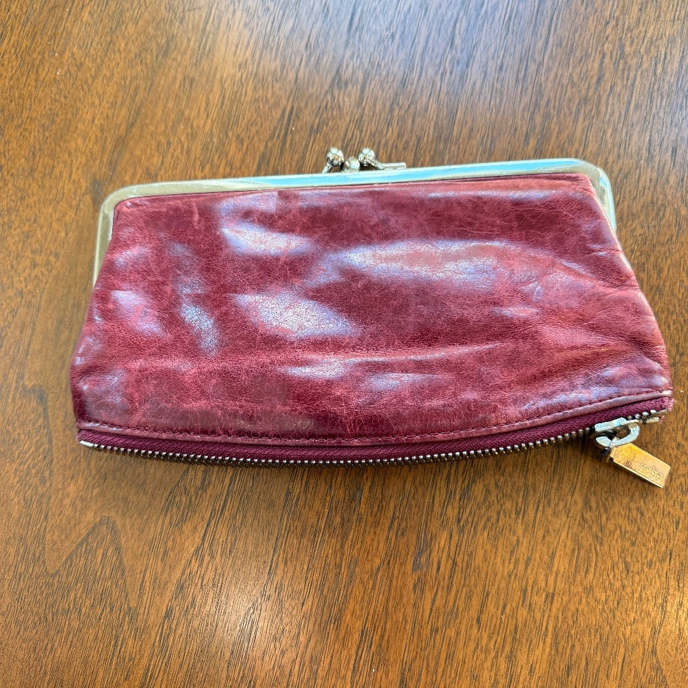 HOBO Millie Zipper Bottom Wallet